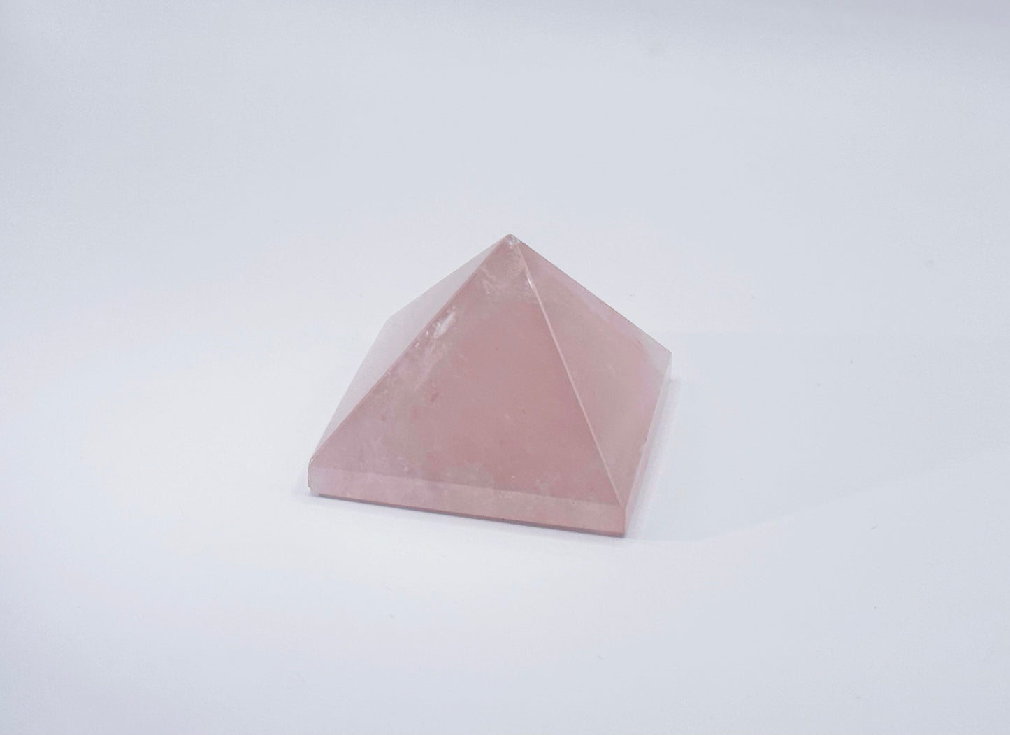 粉水晶三角塔